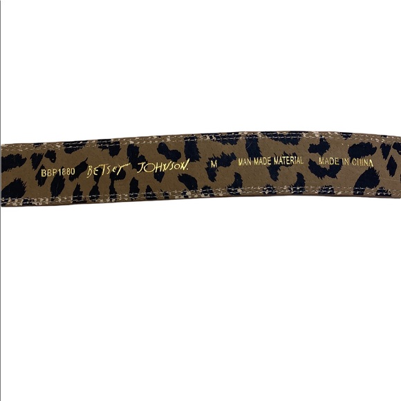 “Betsey Johnson Bundle” two belts for the price of one. One medium and one small - Picture 6 of 8